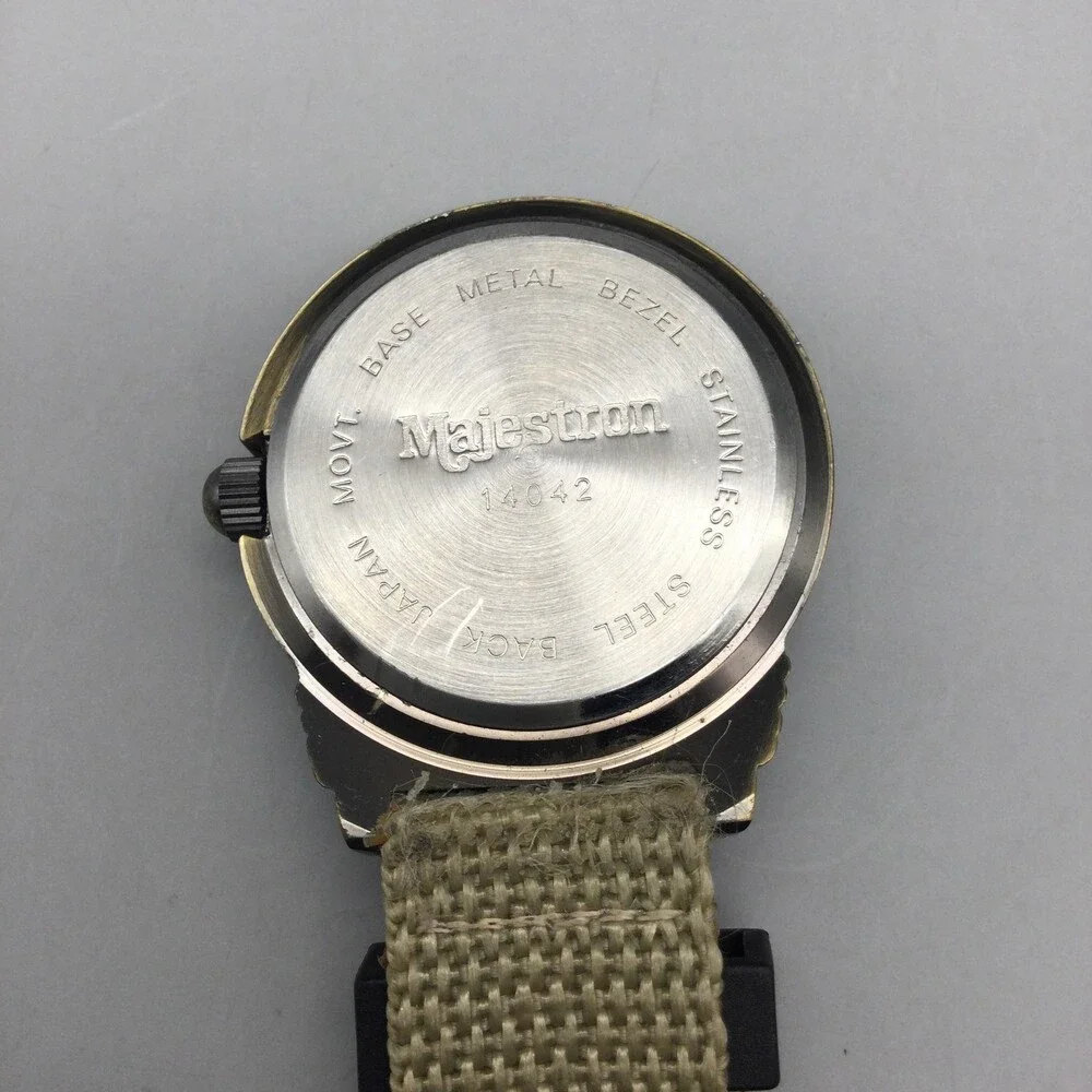 Majestron Key Ring Watch Mens 37mm Green Dial Brass Tone Compass New Battery